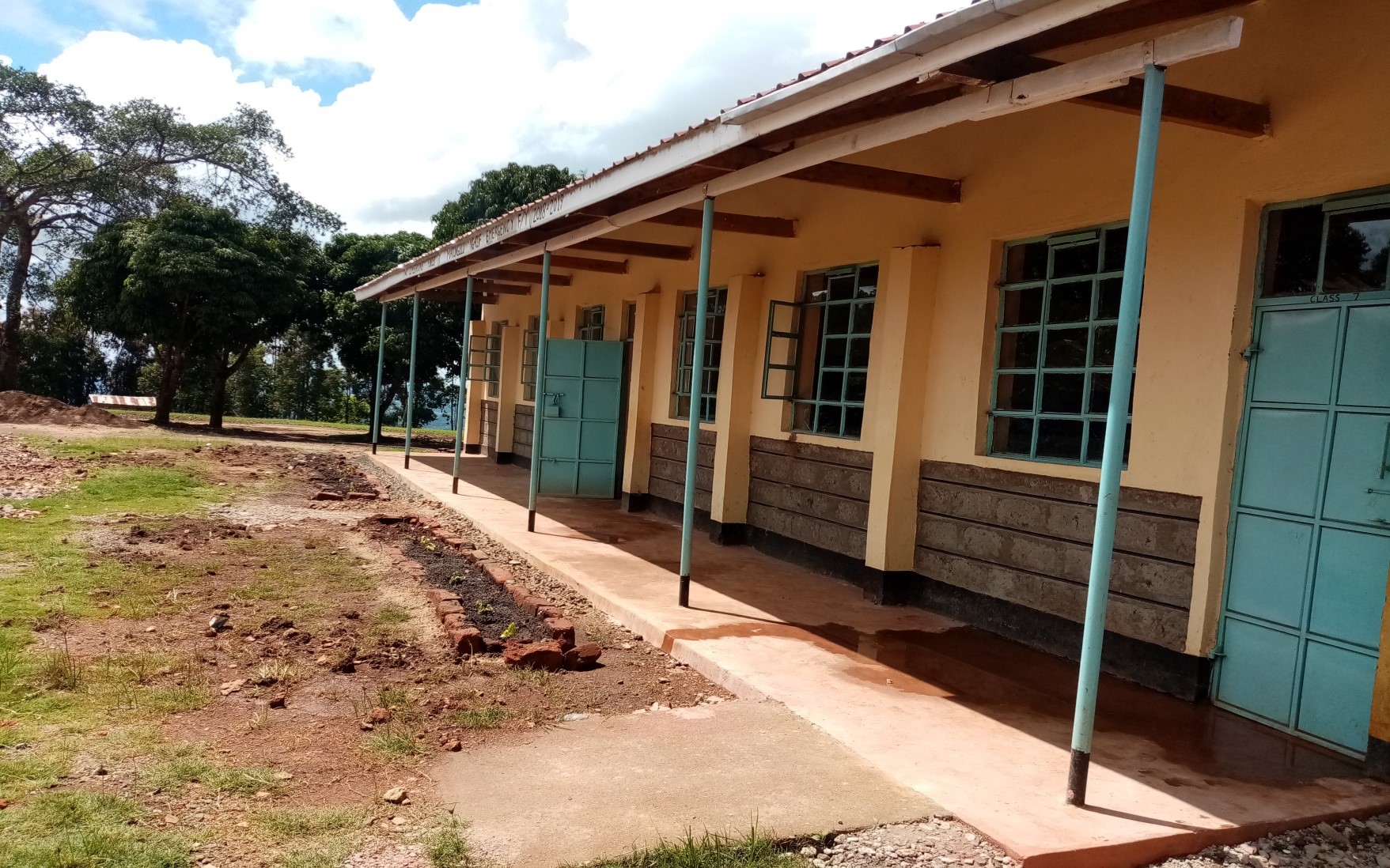https://matungulu.ngcdf.go.ke/wp-content/uploads/2021/08/Kisukioni-Secondary-School-2No-Classroom-Construction.jpg